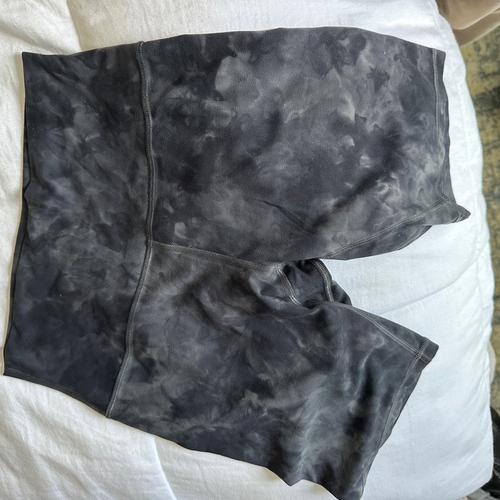 Lululemon align Black Tie-Dye Biker Shorts 8” size 6